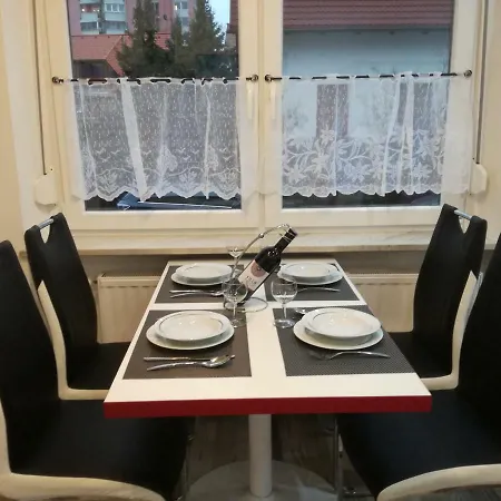 Apartment D&b